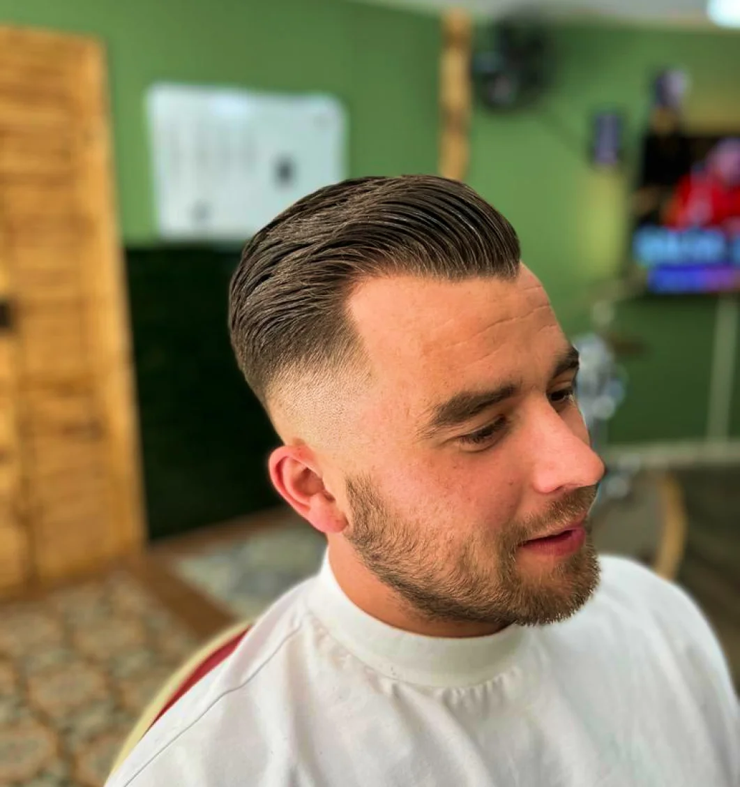 Haircut of a customer