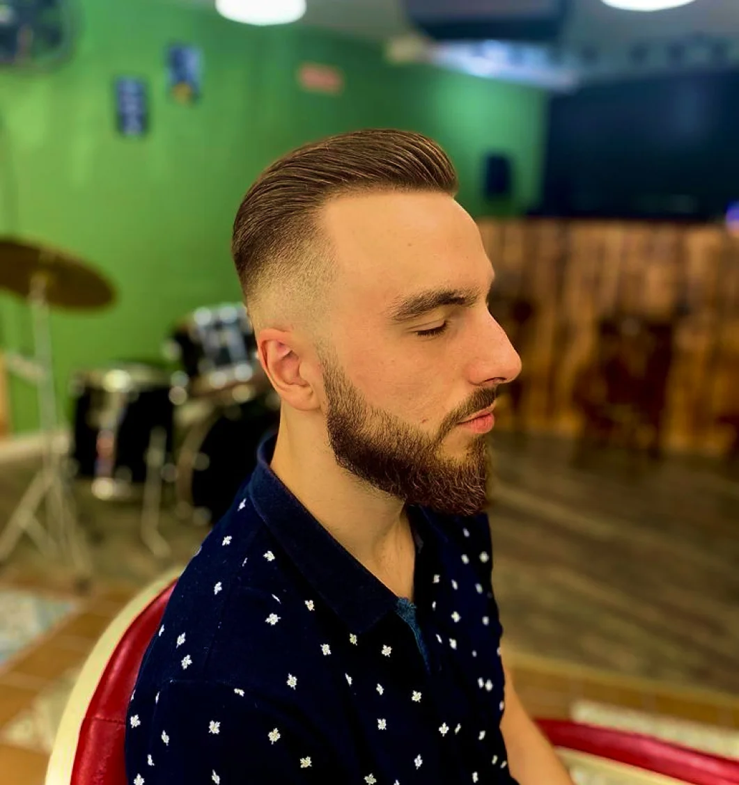 Haircut of a customer